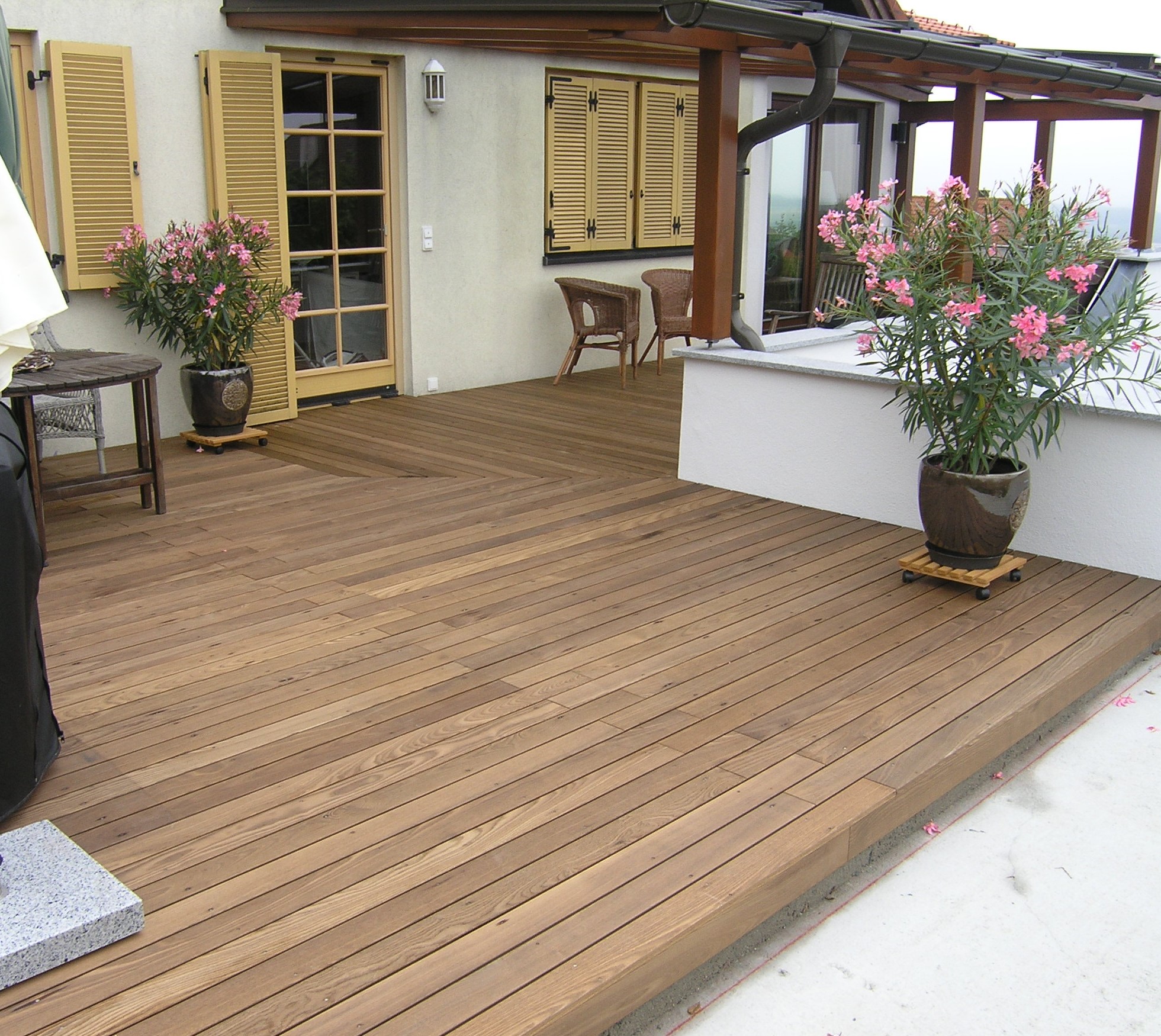 Holzterrasse